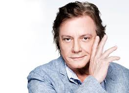 Fábio Jr completa 70 anos: veja suas músicas mais tocadas no Brasil