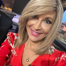 Look who came in to say hello LOCAL 12, WKRC-TV #HeyHoward! He is almost 8  years out from our producer Anita Farrell giving him a  #livingkidneydonation Network for Hope #NKF #lifepassiton