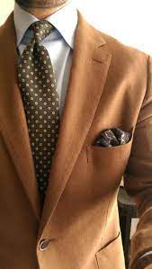 Typically we'll see cotton fabric used in the summer and wools in a sports jacket is most appropriately paired with a dress shirt. Pin On Mode Homme Look Chic