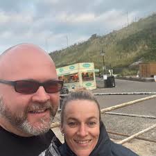 Any local tree surgeons here? A company gave me a estimate while working