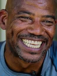 Ball's bees: Former Bengals RB turned to beekeeping