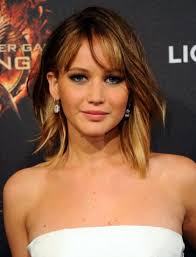 Look at the two ways she's worn it jennifer lawrence: Jennifer Lawrence Haircuts And Hairstyles Bob Cut Pixies Buns