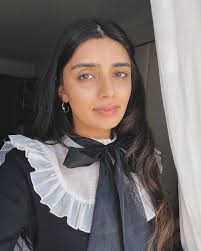 RHIANNA. (@rhiannamanani) • Instagram photos and videos