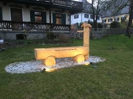 Das günstigste angebot beginnt bei chf 6. Holzbrunnen Kaufen Alpine Gartenbrunnen In Baumstamm Optik