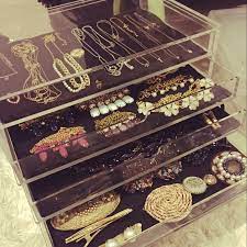 アクセサリー見せる収納 アクセサリーコーナー アクセサリーディスプレイ diy 100均 などのインテリア実例 2016 03 22 23 21 30 roomclip ルームクリップ アクセサリー ディスプレイ アクセサリー 収納 ハンドメイド