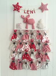 Individueller Adventskalender Mit Wunschname Frohliches 3d Weihnachtsbild Mit Elchmotiv In Traditionelle Adventkalender Adventskalender Adventkalender Basteln