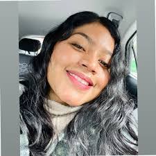 Karen Cosme's Instagram, Twitter & Facebook