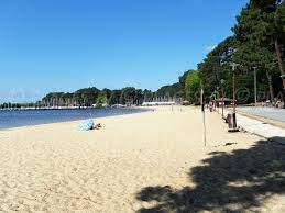 La caza'line 5min lac de cazaux.maison neuve de 45m2 avec terrasse pour manger à l' extérieur ou bien se détendre et bronzer. Plage Du Lac De Cazaux La Teste De Buch 33 Gironde Aquitaine Plages Tv