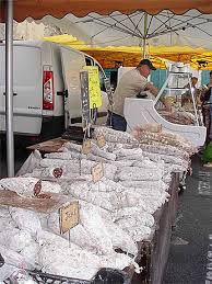 Good availability and great rates. Marche De Bagneres De Bigorre Marches Bagneres De Bigorre Hautes Pyrenees Midi Toulousain Occitanie Routard Com