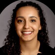 Danielle Drescher's Instagram, Twitter & Facebook