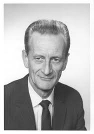 Amazon.com: The Mad Scientists' Club: 9781930900103: Brinley, Bertrand R.,  Geer, Charles: Books