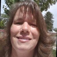 Sandy Gage's Instagram, Twitter & Facebook