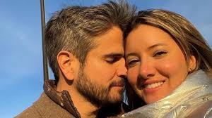 “No es justo para ella”: Daniel Arenas se disculpó con Daniella Álvarez por  beso que se dio con compañera de trabajo