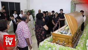 Join facebook to connect with kay kim khoo and others you may know. Family And Friends Bid Goodbye To National Historian Khoo Kay Kim Thestartv Com