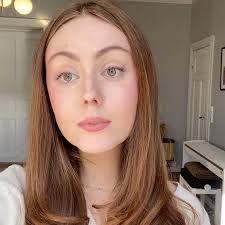 Vanessa Larsen's Instagram, Twitter & Facebook