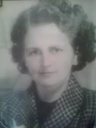 This lovely lady was born in Fron and lived there for many years before  moving to Rhostyllen and latterly St Austell. She is Gwen, the daughter of  Annie and Sam Vaughan and