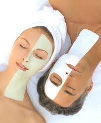 Differences In Skin Care Products For Men Versus Skin Care Products For Women Women Health Care Beauty Care Womens Health Magazine