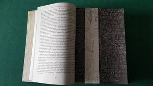 One german tabloid newspaper on friday featured an image of draghi as count dracula sucking' savers money away. Dracula Ediz Illustrata La Recensione Il Vampiro Per Eccellenza Torna In Libreria