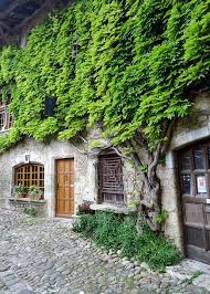 Vous Souhaitez Vous Offrir Des Vacances Dans L Ain Decouvrez Dans Cet Article Les Lieux A Inscrire Absol En 2020 Que Faire En Auvergne Auvergne Departements Francais