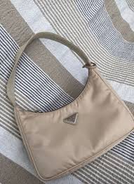 Diana Moench Adli Kullanicinin Accessories Panosundaki Pin 2020 Cuzdanlar Canta Tasarimi Cantalar