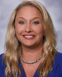 Doris Griggs's Instagram, Twitter & Facebook