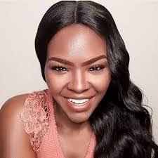 Andrea Scott's Instagram, Twitter & Facebook