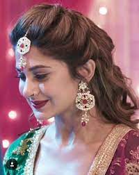 Pin By Waqar Younis On Hairstyle In 2021 Front Hair Styles Engagement Hairstyles Bridal Hairstyle Indian Wedding