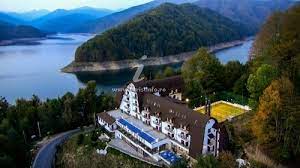 It discharges into lake vidraru, which is drained by the argeș. Complex Turistic Valea Cu Pesti Lacul Vidraru Contact Direct