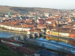 Von der haltestelle dallenbergbad beträgt der fußweg zum stadion ca. Wurzburg Wikitravel
