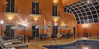 Save up to 75% on your next booking. Holiday Inn Express Silao Aeropuerto Bajio 46 1 1 8 Silao Hotel Deals Reviews Kayak