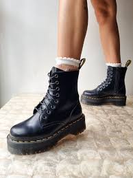 DR. MARTENS JADON BLACK SMOOTH – That Shoe Lady