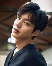 Lee min ho ig live last august 23, 2019. Lee Min Ho April 2019 Calendar Aktor Aktris Selebritas