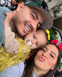 PHOTO DUMP WITH LIFE LATELY ⚡️🔋 • Glowing & growing 🤰🏼 • Healthy babies  • Good eats • Healthy habits • Family Quality time •Good hair •Working  towards fitness goals