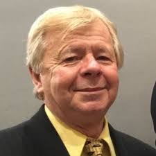 Suzanne Malott's Instagram, Twitter & Facebook