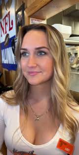 Hooters Girls Orland Park