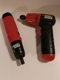 Black And Decker Electric Screwdriver Battery Black Decker Aa Battery Operated 1 4 Hex Drill Driver Ad600 And Screwdriver Blackdecker Drill Driver Drill Black Decker