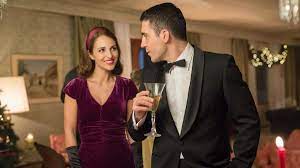 Ana y alberto son la explosión del amor. Miguel Angel Silvestre Y Paula Echevarria Listos Para Volver Al Universo Velvet
