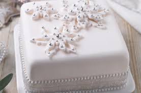 Because it's basically a fluff recipe, it's super light and airy and doesn't weigh down the cake. 50 Creative Christmas Cakes Too Cool To Eat Hongkiat