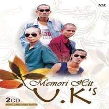 Saat ini ku tak peduli bila saja dirimu mengacuhkan diriku kau tak bisa, tak akan bisa meracuni diriku, kendalikan hidupku. Kau Satu Satunya Lyrics And Music By Uks Arranged By Ram M Ram