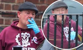The comedian opens up on spending more time at home and the help macmillan cancer support provided after his father's diagnosis. Johnny Vegas Puffs On A Cigarette As He Takes A Break During Supply Run In St Helens Daily Mail Online