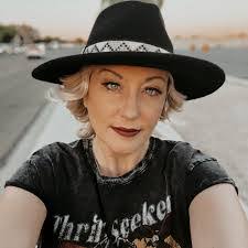 Maren Mckenna's Instagram, Twitter & Facebook