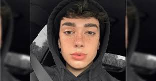 Jul 26, 2021 · i was lucky that i got to try some of their products. James Charles Without Makeup Plus Jeffree Star Jaclyn Hill And More