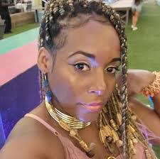 Shantell King's Instagram, Twitter & Facebook