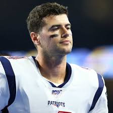 Looking back at every QB drafted by Patriots since Brady