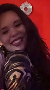 Esse ano foi uma mistura de emoções. Muitos momentos felizes e tristes. Mas  mesmo nos momentos mais sombrios encontrei a minha luz: vocês. Eu agradeço  todos os dias por ter amigos tão bons e ...