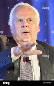 Fred smith hi-res stock photography and images