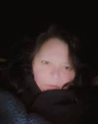 ISO someone who does lashes….fan lashes not individual please and thank  you. Easy to go off the mountain but I'd like to support someone local.