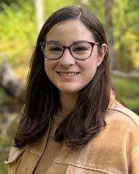 Laura Alleva's Instagram, Twitter & Facebook