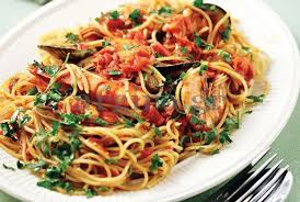 Kalokairinh 8alassinh Makaronada By Argiro Pasta Prawns Mussels Argiro Greek Recipes Greek Meze Mediterranean Recipes