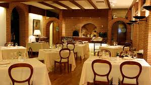 Jardín, terraza, vagón restaurante, salón para bodas y eventos. Restaurante La Cocina De Segovia Segovia Un Buen Plan